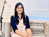 Video: फक्त २ वर्षातच मुलीने फेडलं ३० लाखांचं शैक्षणिक कर्ज; सांगितल्या ४ सोप्या ट्रीक - Marathi News | Video: Girl pays off Rs 30 lakh education loan in just 2 years; 4 simple tricks told | Latest social-viral News at Lokmat.com Video: फक्त २ वर्षातच मुलीने फेडलं ३० लाखांचं शैक्षणिक कर्ज; सांगितल्या ४ सोप्या ट्रीक - Marathi News | Video: Girl pays off Rs 30 lakh education loan in just 2 years; 4 simple tricks told | Latest social-viral News at Lokmat.com