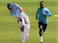 Vijay HazareTrophy : किंग कोहली मैदानात उतरणार; पण स्टेडियममध्ये चाहत्यांना नो एन्ट्री; कारण... - Marathi News | Virat Kohli's Vijay HazareTrophy Clash At M Chinnaswamy Unlikely To Be Open For Fans Reports | Latest cricket News at Lokmat.com