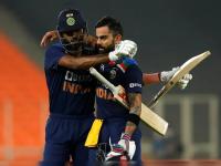 IND vs ENG, 5th T20, Virat Kohli : विराट कोहलीनं पाडला विक्रमांचा पाऊस, मोडला सचिन तेंडुलकरचा मोठा पराक्रम - Marathi News | IND vs ENG, 5th T20 : Virat Kohli is became Fastest to reach 13000 runs in Asia, know all record he broke today | Latest cricket Photos at Lokmat.com