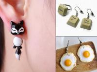 ही कर्ण आभूषणं पाहाल, तर पाहातच राहाल! - Marathi News | worlds most creative and weird unique earrings | Latest jarahatke Photos at Lokmat.com