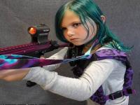 ही ८ वर्षाची मुलगी आहे शस्त्रात पारंगत, वडिल म्हणतात आम्हाला कसलीही भीती नाही... - Marathi News | Eight year old girl Autumn Fry becomes poster child for pro-gun America | Latest jarahatke Photos at Lokmat.com