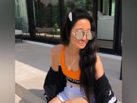 OMG! ही महिला आहे ७१ वर्षांची,उतारवयात तरुणींनाही लाजवेल इतकी दिसते ग्लॅमरस - Marathi News | Bridal Designer Vera Wang Is 71 Year Old, But She Look Like 17 In These Stunning Photos-SRJ | Latest international Photos at Lokmat.com