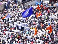 सातारचे बाळासाहेब तर मुंबईचे मोदी; पहा प्रचारावेळचे काही आगळेवेगळे फोटो - Marathi News | Balasaheb of Satara; Modi from Mumbai; Take a look at some unexpected photos during the Lok Sabha | Latest maharashtra Photos at Lokmat.com