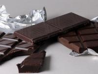 डार्क चॉकलेट खाण्याचे आरोग्यदायी फायदे... - Marathi News | Health benefits of eating dark chocolate ... | Latest health Photos at Lokmat.com