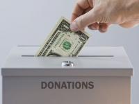 जगातील सर्वात मोठे दानवीर, ज्यांनी कोरोनाच्या संकटात मदतीसाठी उघडला खजिना, या भारतीयांचाही आहे समावेश - Marathi News | The world's largest philanthropist, who opened a treasure trove to help in the Corona crisis | Latest international Photos at Lokmat.com