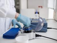 coronavirus: विषाणूच विषाणूला मारणार! कोरोनाच कोविड-१९ ला मारण्यासाठी बळ देणार, समोर आली दिलासा देणारी माहिती - Marathi News | coronavirus: The virus will kill the virus! coronavirus will killed SARS-Cov-2 | Latest international Photos at Lokmat.com