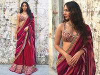 कियारा आडवाणीने चाहत्यांना केले क्लीन बोल्ड, तिच्या नवीन फोटोंनी वेधले लक्ष - Marathi News | Laxmmi Bomb actress Kiara Advani looks gorgeous | Latest filmy Photos at Lokmat.com