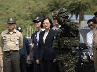 चीनने हल्ला केल्यास तैवान करणार ‘बोचरा’ वार, सैन्याने केली पूर्ण तयारी - Marathi News | If China attacks, Taiwan will full preparations for defence | Latest international Photos at Lokmat.com