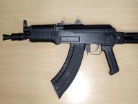 AK-47 चा छोटा भाऊ आला हो, स्वदेशी Baby Tar एका मिनिटांत तब्बल ७०० गोळ्या झाडतो - Marathi News | The younger brother of AK 47 has arrived, the indigenous Baby Tar fires up to 700 bullets in a minute | Latest crime Photos at Lokmat.com