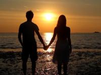 व्हेलेंटाईन डेच्या आधीच जिवंत जाळले; पेटत्या प्रेयसीने मारली मिठी, प्रियकराचा होरपळून मृत्यू - Marathi News | Burned alive before Valentine's Day, then hugged the petite sweetheart; Death of a lover too | Latest crime Photos at Lokmat.com