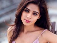 प्रणती राय प्रकाशचे हे मोहक रुप पाहून, चाहत्यांनाही याड लागले. Must See - Marathi News | Have a look at the Sexy looks Of Pranati Rai Prakash, Must See Pics | Latest filmy Photos at Lokmat.com