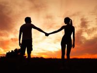 कलियुगी बाप, पोटच्या पोराला विकले आणि त्या पैशातून गर्लफ्रेंडला फिरायला नेले - Marathi News | Kaliyugi's father sold his baby boy and used the money to take his girlfriend for a Travel | Latest international Photos at Lokmat.com