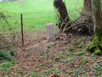 ...आणि या शेतकऱ्याने दोन देशांची सीमारेषाच बदलली, यंत्रणांची धावाधाव, कारण वाचून म्हणाल - Marathi News | ... and the farmer changed the border between the two countries, the rush of systems | Latest international Photos at Lokmat.com