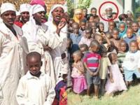 अजबच आहे! १६ बायकांचा धनी अन् १५० मुलं; म्हणे, सगळ्या पत्नींना खूश ठेवणं हेच माझं काम - Marathi News | A man in zimbabwe wants to marry hundred times and want to have thousand children for his project | Latest jarahatke Photos at Lokmat.com