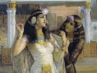 इतिहासातील सौंदर्यवती क्लिओपात्राच्या सौंदर्याचे रहस्य दडलेले 'या' मसाल्यात, कोणता? घ्या जाणून - Marathi News | Cleopatra beauty secret oil made by spice | Latest jarahatke Photos at Lokmat.com