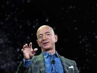 Jeff Bezos: अ‍ॅमेझॉनच्या जेफ बेझोस यांनी केली मृत्यूला मात देण्याची तयारी, वाढत्या वयाला रोखण्यासाठी आखला असा प्लॅन - Marathi News | Amazon's Jose Bezos prepares to overcome death, plans to prevent aging | Latest international Photos at Lokmat.com