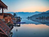 Tourist places of India: कुटुंबासोबत फिरण्याचा प्लॅन करताय? मग या ५ शहरांना बनवा ट्रॅव्हल डेस्टिनेशन - Marathi News | Tourist places of India: Do you plan to travel with your family? Then make these 5 cities a travel destination | Latest travel Photos at Lokmat.com