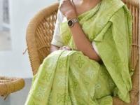 ऑफिसात गबाळं न जाता एकदम टिपटॉप फॉर्मल दिसण्यासाठी १० टिप्स, मिटिंग असो की प्रेझेण्टेशन दिसा स्मार्ट - Marathi News | How to maintain formal professional look in office? 10 tips, look smart and beautiful | Latest sakhi Photos at Lokmat.com