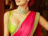 Malaika Arora Beauty Secret : मलायका अरोराच्या नितळ त्वचेचं सिक्रेट; रोज करते ३ घरगुती उपाय, ४८ व्या वर्षीही दिसते सुंदर - Marathi News | Malaika Arora Beauty Secret : Malaika arora simple diy home remedies to have glowing and acne free skin | Latest sakhi Photos at Lokmat.com