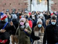 CoronaVirus Live Updates : कोरोनाचा धडकी भरवणारा वेग! इटलीत एका दिवसात तब्बल 1 लाख रुग्ण; युरोपमध्ये परिस्थिती गंभीर - Marathi News | CoronaVirus Live Updates wave of corona started in europe italy reported 132274 covid19 cases in oneday | Latest international Photos at Lokmat.com