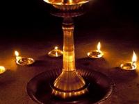 दीप अमावस्या स्पेशल: पारंपरिक दिव्यांचं अनोखं सौंदर्य, बघा यापैकी कोणकोणते दिवे तुम्हाला माहिती आहेत? - Marathi News | Deep Amavasya Special: Aashadh Amavasya, Deep poojan, Types of old, traditional, unique diya or lamps.. | Latest sakhi Photos at Lokmat.com