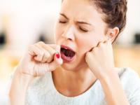 ७- ८ तास झोपूनही झोप झाल्यासारखीच वाटत नाही, आळस जातच नाही? ५ उपाय, वाटेल फ्रेश - Marathi News | How to get rid of laziness? Why we feel sleepy even after the sleep of 8 hours at night? | Latest sakhi Photos at Lokmat.com