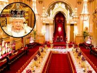 Queen Elizabeth II : बाबो, किती हा भव्यदिव्य! राणीच्या राजवाड्यात 40,000 बल्ब लागायचे; मग खोल्या किती असतील? - Marathi News | queens elizabeth ii residence buckingham palace in london inside images | Latest international Photos at Lokmat.com