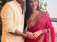 करवा चौथ स्पेशल : बॉलिवूड अभिनेत्रींच्या सुंदर साड्या, लालचुटूक-भरजरी साड्यांचे पहा एकसेएक व्हायरल फोटो - Marathi News | Karwa Chauth 2022 Special: Beautiful looks of bollywood actresses on their real life Karwa Chauth celebration | Latest sakhi Photos at Lokmat.com