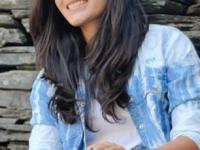 श्रीलंकेची दाणादाण उडवणारी भारतीय संघाची तोफ रेणुका सिंग ठाकूर! बघा रेणुकाच्या कमाल संघर्षाचा प्रवास - Marathi News | Inspirational story of Cricketer Renuka Singh Thakur, She win player of the match award for Asia Cup- 2022 | Latest sakhi Photos at Lokmat.com