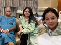 Lalu Prasad Yadav : "बाबांसाठी मी काहीही करू शकते..."; किडनी देण्याआधी लालू प्रसाद यादव यांची लेक भावूक - Marathi News | Lalu Prasad Yadav daughter rohini yadav donating kidney said this is just small piece of body | Latest national Photos at Lokmat.com