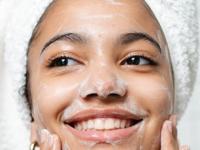 साबण वापरुन त्वचा कोरडी पडली? ८ नैसर्गिक उपाय - चेहरा दिसेल सतेज, विसराल साबण - Marathi News | Did the soap dry out the skin? 8 Natural Remedies - Face will look fresher, you will forget about soap | Latest sakhi Photos at Lokmat.com