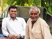 शाब्बास पोरा! वडील रिक्षा चालक, आईचा ब्रेन हॅमरेजने मृत्यू; पण 'तो' खचला नाही, झाला IAS - Marathi News | IAS Govind Jaiswal rickshaw puller son ias film series | Latest national Photos at Lokmat.com