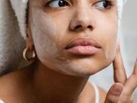 BB क्रिम वापरण्याची योग्य पद्धत माहिती आहे का ? चुकलं तर, क्रिम लावूनही दिसाल भयंकर... - Marathi News | How to Apply BB Cream: A Simple Guide to Using BB Cream. | Latest sakhi Photos at Lokmat.com