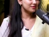 जया किशोरी यांच्या लांब केसांचं सिक्रेट; शॅम्पूऐवजी ही गोष्ट वापरतात-दाट,सुंदर केसांचा सोपा उपाय - Marathi News | Jaya Kishori's Long Hair Secret : Jaya kishori long thick hair secret hair care routine coconut oil alo vera | Latest sakhi Photos at Lokmat.com