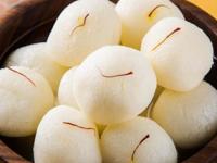 भारतातल्या १० गोड पदार्थांची जगाला पडली भुरळ, सर्वोत्कृष्ट डेझर्ट विकणाऱ्यांच्या यादीत पुण्या-मुंबईचीही २ दुकानं - Marathi News | Top 10 Most famous Indian Desserts and the legendary dessert places in India | Latest sakhi Photos at Lokmat.com