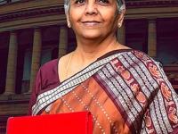 निर्मला सीतारामन : भारताच्या पहिल्या महिला अर्थमंत्री ते जगातील शक्तीशाली महिला, मध्यमवर्ग ते विक्रमी वाटचाल - Marathi News | Nirmala Sitharaman : First Female Finance Minister of India | Latest sakhi Photos at Lokmat.com