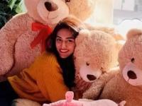 Teddy Day 2024: बॉलीवूड सेलिब्रिटींचं टेडी लव्ह, बघा कोणत्या टेडीमध्ये आहे कुणाची 'जान' - Marathi News | Teddy Day 2024: Teddy Love of Bollywood Celebrities, Teddy Day 2024 celebration, teddy day in valentines week, How to celebrate teddy day, Bollywood celebrities with their teddy | Latest sakhi Photos at Lokmat.com