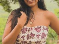 रील स्टार अन्वी कामदारचा दरीत पडून मृत्यू; इन्फ्ल्युएन्सरआधी होती सीए - एक चूक झाली आणि.. - Marathi News | Mumbai-based influencer Aanvi Kamdar dies after falling into gorge while making video | Latest sakhi Photos at Lokmat.com