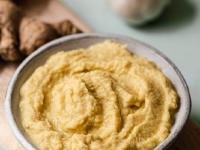 केमिकल्स असणारी विकतची आलं- लसूण पेस्ट घेण्यापेक्षा घरीच तयार करा, महिनाभर टिकेल- बघा रेसिपी - Marathi News | how to make ginger garlic paste at home without adding chemicals, ginger garlic paste recipe by kunal kapoor that lasts for 1 month | Latest sakhi Photos at Lokmat.com