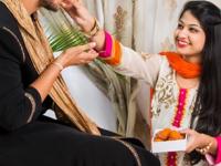 राखीपौर्णिमेला भावासाठी गोड काय करावं? बघा साखर- कॅलरी कमी असणाऱ्या ५ सुपरहेल्दी मिठाई - Marathi News | sugar free low calorie dessert recipes for rakshabandhan 2024, special healthy mithai or sweet dish for diabetes patient on festivals | Latest sakhi Photos at Lokmat.com