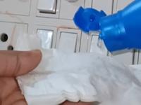 थेंबभर खोबरेल तेलाचा सोपा उपाय- कळकट झालेले स्विच बोर्ड होतील चकाचक, नव्यासारखे स्वच्छ - Marathi News | how to remove yellow stains from switch board, best home remedies for cleaning blackish switch board | Latest sakhi Photos at Lokmat.com