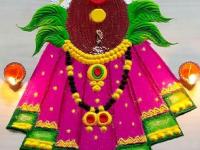 मार्गशीर्ष गुरुवार विशेष रांगोळ्या- फक्त ५ मिनिटांत काढा सुरेख रांगोळी- पाहूनच मन होईल प्रसन्न - Marathi News | Margashirsha guruvar rangoli designs, simple and easy rangoli designs for Margashirsha guruvar | Latest sakhi Photos at Lokmat.com