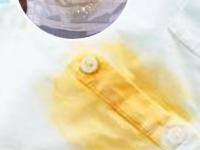 पांढऱ्याशुभ्र कपड्यावर चहाचा डाग पडला? चटकन करा 'हा' उपाय, डाग शोधूनही सापडणार नाही - Marathi News | How to remove tea stains from clothes? simple home hacks to clean tea stains from clothes | Latest sakhi Photos at Lokmat.com