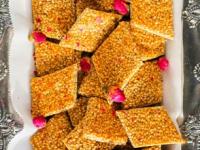 मकर संक्रांती स्पेशल : आजी करायची त्या पदार्थांची ही घ्या यादी, लहानपणच्या आठवणींचा गोडवा... - Marathi News | 7 Must Have Makar Sankranti Sweets & Snacks dishes 7 Traditional Foods To Have On Makar Sankranti 2025 Makar Sankranti Special Recipe Makar Sankranti Special food | Latest sakhi Photos at Lokmat.com