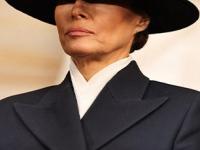 मेलानिया ट्रंपच्य हॅटची जगभरात ऑनलाइन चर्चा, त्या हॅटमध्ये ‘असं’ खास काय आहे? -वाचा.. - Marathi News | Melania Trump's Special Hat Getting Viral Online | Latest sakhi Photos at Lokmat.com