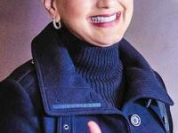 कॅन्सरने त्यांना रडवलं, पण त्यांनी कॅन्सरला हरवलंच! ७ अभिनेत्रींच्या अफाट जिद्दीची गोष्ट... - Marathi News | 7 actresses who battled cancer with a smile 7 Indian Bollywood Actresses Who Battled Cancer With a Tough Smile | Latest sakhi Photos at Lokmat.com