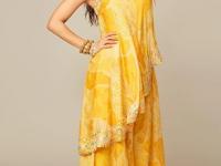 १० लेटेस्ट टॉप फॅशनचे ड्रेस, तुम्हाला स्टायलिश दिसायचं तर हे स्मार्ट ड्रेस घाला - Marathi News | Trending Clothing In India, New Fashion Tips | Latest sakhi Photos at Lokmat.com