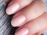 २०२५ चा सगळ्यात हॉट ट्रेंड- सोप नेल्स! फॅशन स्टेटमेंटचा पाहा नवाकोरा स्टायलिश फंडा - Marathi News | The hottest trend of 2025 - Soap Nails! Check out the latest nail art | Latest sakhi Photos at Lokmat.com