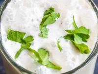 ताक एक ग्लास, आरोग्य फर्स्टक्लास! वाचा ताक पिण्याचे ७ फायदे, उन्हाळ्यात ताक हवेच.. - Marathi News | A glass of buttermilk, first-class health! Read 7 benefits of drinking buttermilk | Latest sakhi Photos at Lokmat.com