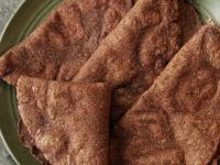 Maharashtrian food : मराठी स्वयंपाकघरात हमखास केल्या जाणाऱ्या भाकरींचे ६ प्रकार; भाकरी खा-वजन वाढणारच नाही! - Marathi News | 6 types of Maharashtrian traditional Bhakri | Latest sakhi Photos at Lokmat.com